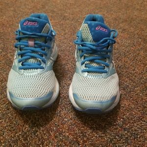 Asics Women's Gel-Cumulus 18 Running Shoes Size 9